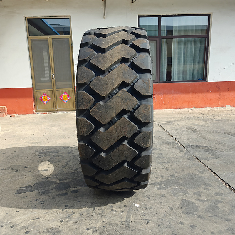 装载机轮胎  23.5R25铲车轮胎 全钢丝真空工程机械轮胎