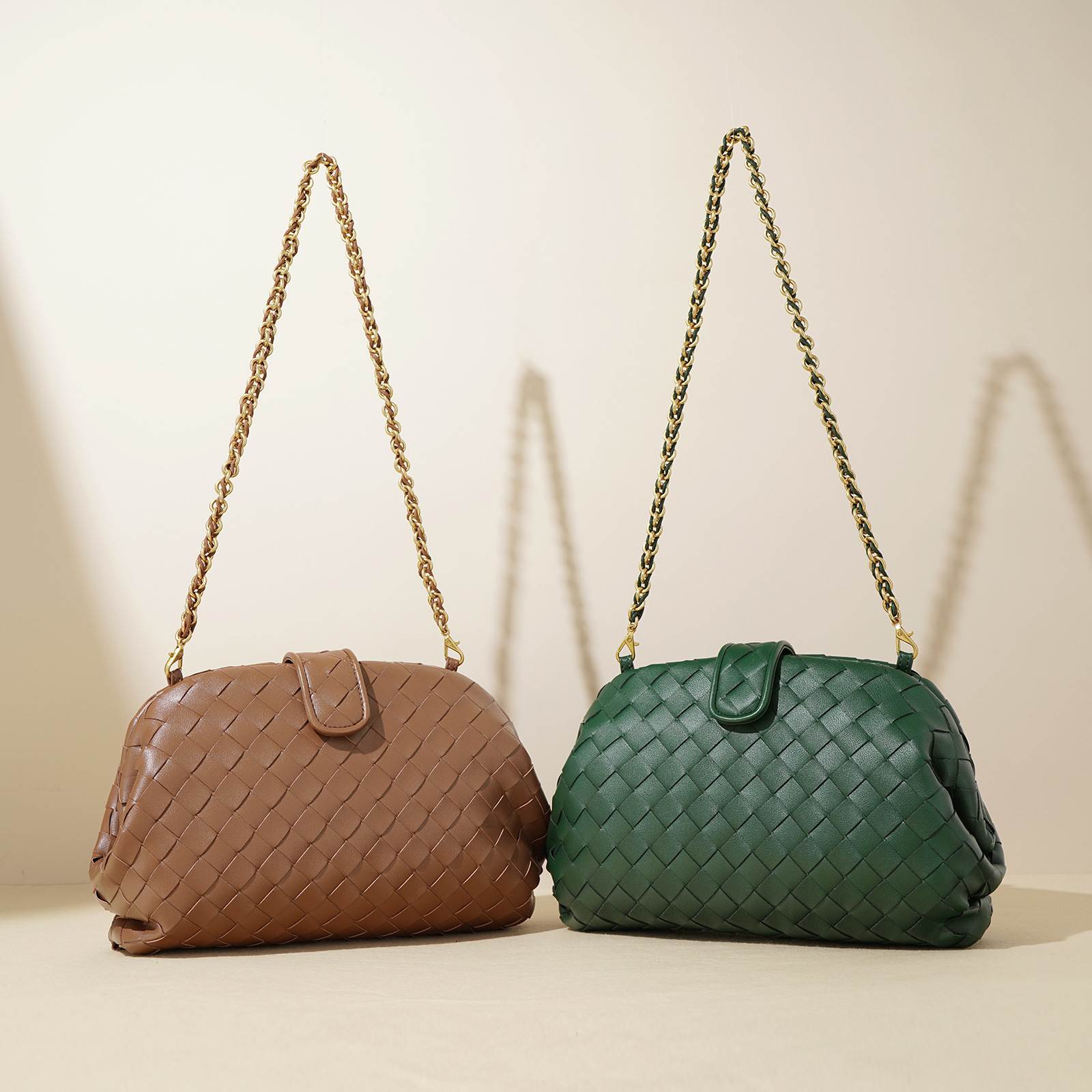 Woven leather one-shoulder bag