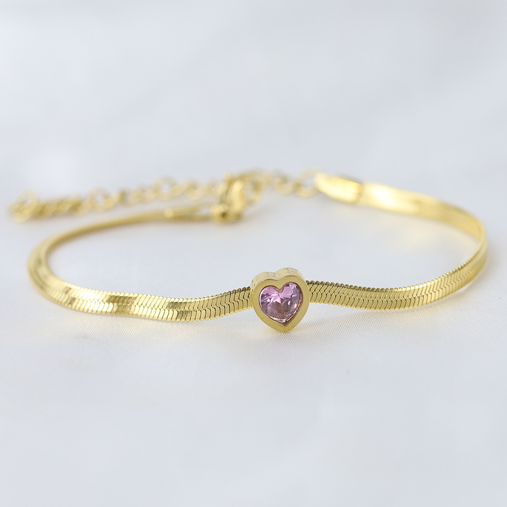 Simple Style Heart Shape Titanium Steel Gold Plated Artificial Rhinestones Gold Plated Bracelets display picture 3