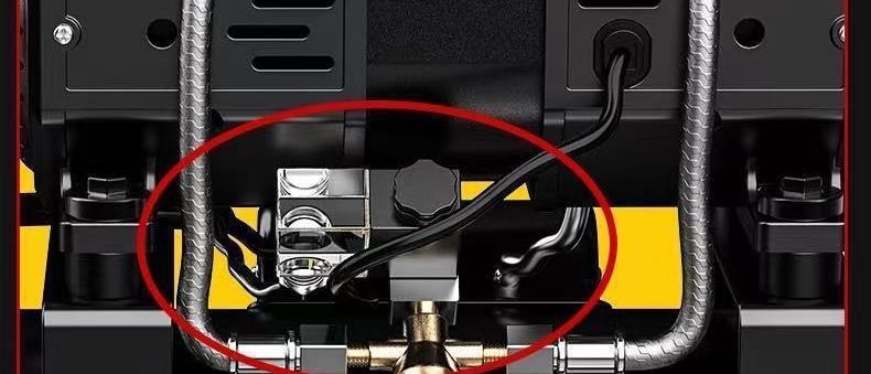 Silent Air Compressor, Oil-Free Air Compressor, High-Pressure Woodworking Spray Paint Portable 220V Air Pump