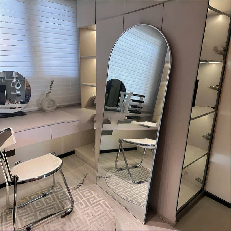 Red de Internet Espejo de cuerpo entero estilo ins Espejo de piso Dormitorio para colgar en la pared Espejo de cuerpo entero para niñas Hogar vertical se puede vender al por mayor