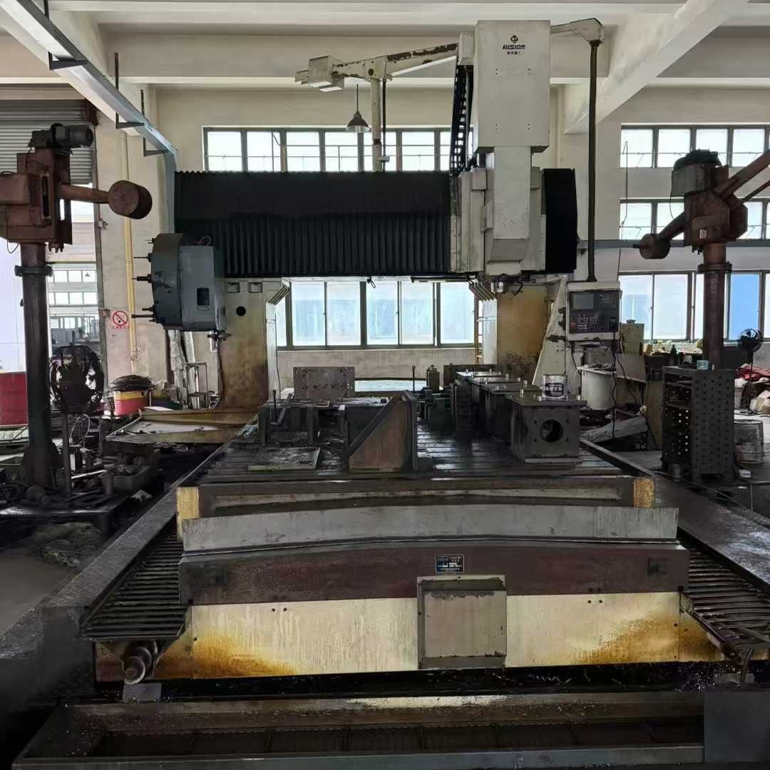 处理二手海天HTM-4228G龙门加工中心BT50主轴锥度