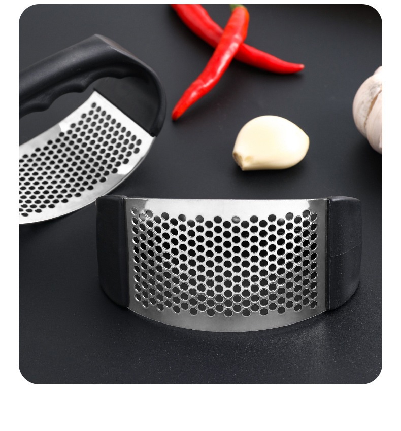 Stainless Steel Garlic Press Manual Ring Crusher Kitchen Mincer 304 Steel Garlic Masher Tool preparation