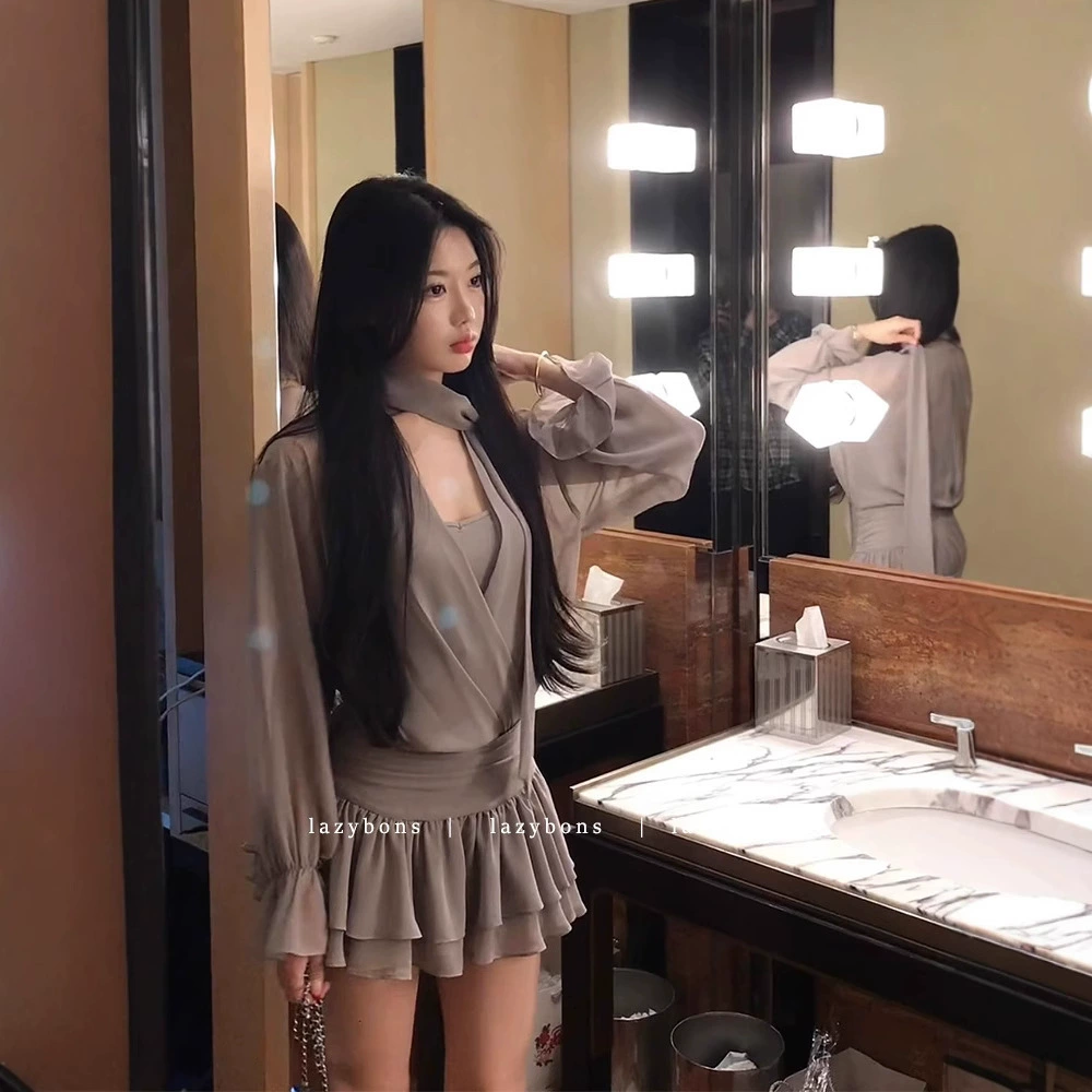 Простое и щедрое платье женское лето 2025 новый v-образный стример с длинными рукавами талия рубашка юбка шифоновая короткая юбка