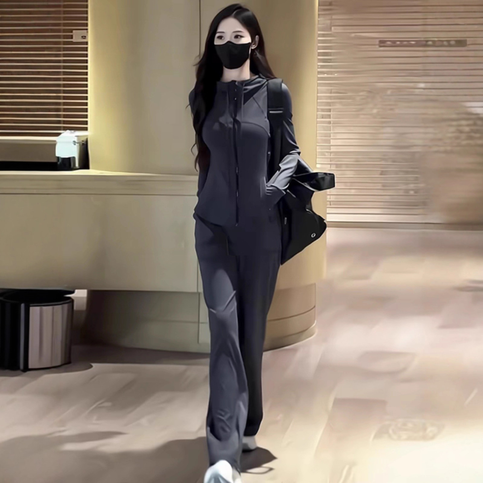 가을 새로운 야외 레저 스포츠 정장 여성 러닝 회색 얇은 코트 탑 와이드 레그 바지 투피스 세트