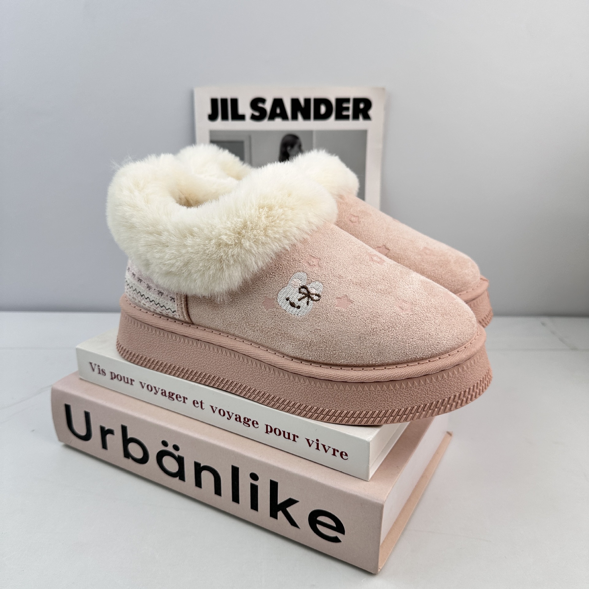 Zapatos de algodón de invierno para mujeres, zapatos de algodón de invierno, zapatos cálidos interiores, botas de nieve con un pie.