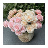 Realistic decorations, layout suitable for photo sessions, props, roses, bouquet