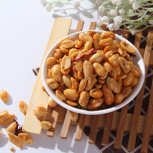 Manufacturer supplies Spicy Peanuts Spicy Peanuts Wholesale Household Appetizer Bags 120g Roasted Seeds Snacks