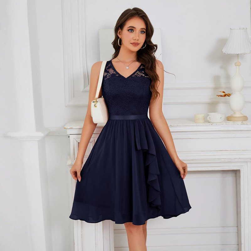 Foreign trade cross-border navy blue lace strap dress with V-neck, waist-cinching, side ruffles, mesh fabric, short bridesmaid party dress
