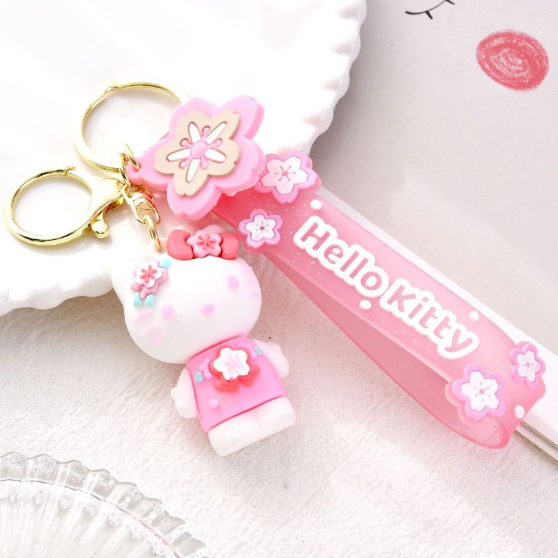 ピンクの桜サンリオのキーホルダーが可愛いです。|undefined