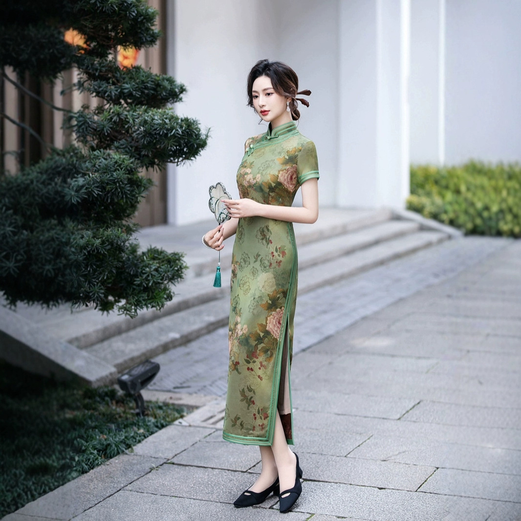 2026 New Long-Sleeve Slim-Fit Retro Green Peony Daily Wear Young Mom Old Shanghai Chinese Style Cheongsam Dress