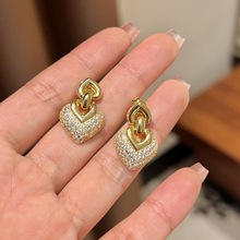 ��ʽ�p�ݏ͹ŝM荐��Ķ��С���OӋ�и߼������й��L�ٴ����ζ��