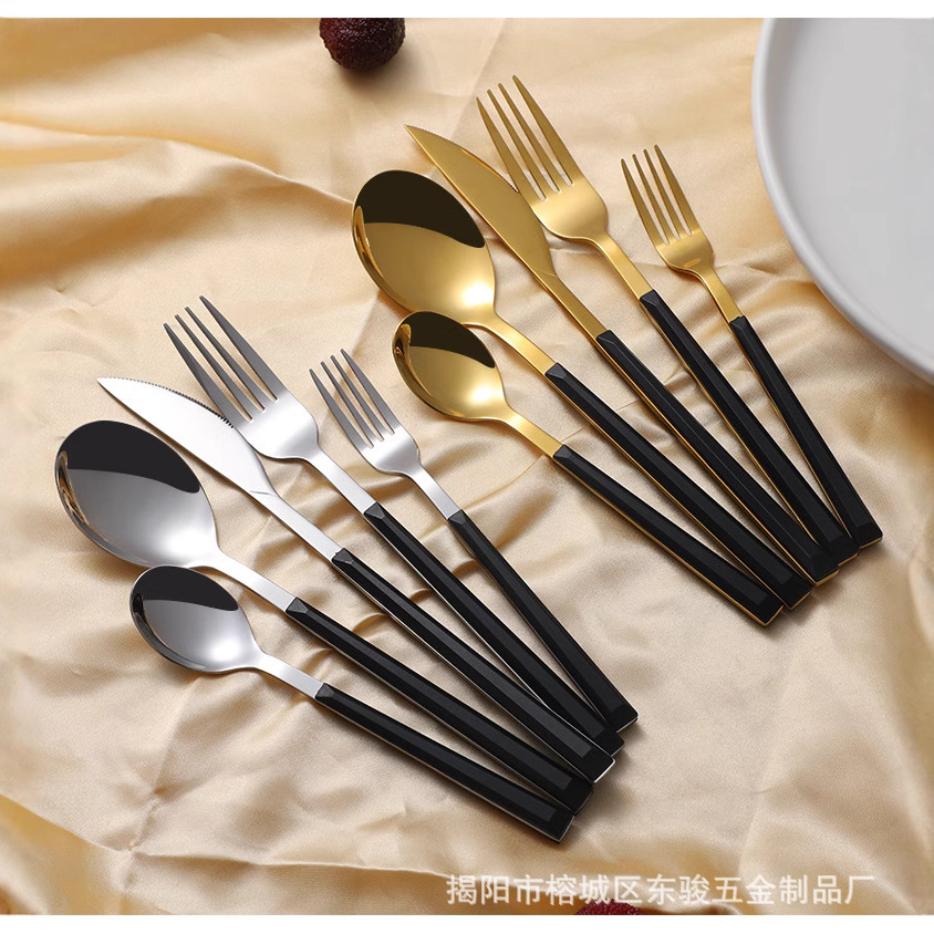 Cuchara de cuchillo y tenedor de mango de madera de imitación de acero inoxidable al por mayor Vajilla de comida occidental portuguesa Vajilla de madera con mango Vajilla japonesa