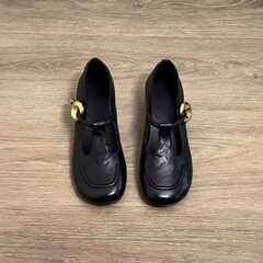 现货版~圆头复古金属扣一字带粗跟玛丽珍鞋女百搭通勤浅口小单鞋