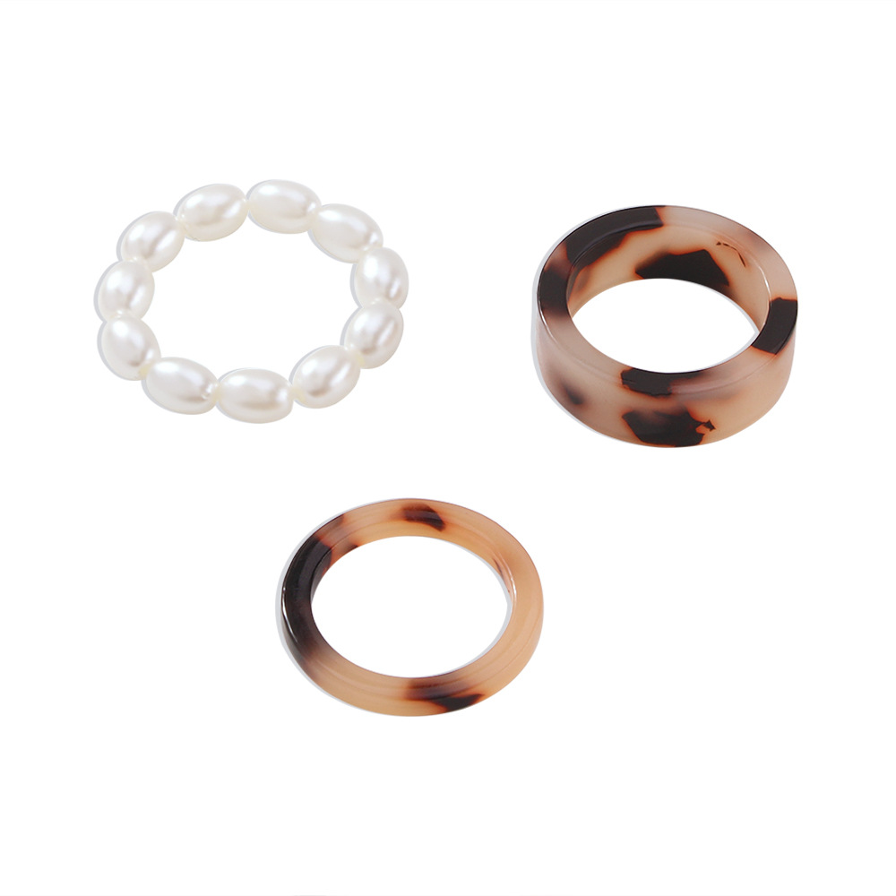 European And American Cross-border New Retro Imitation Pearl Jewelry Simple Creative Resin Ring Set display picture 3