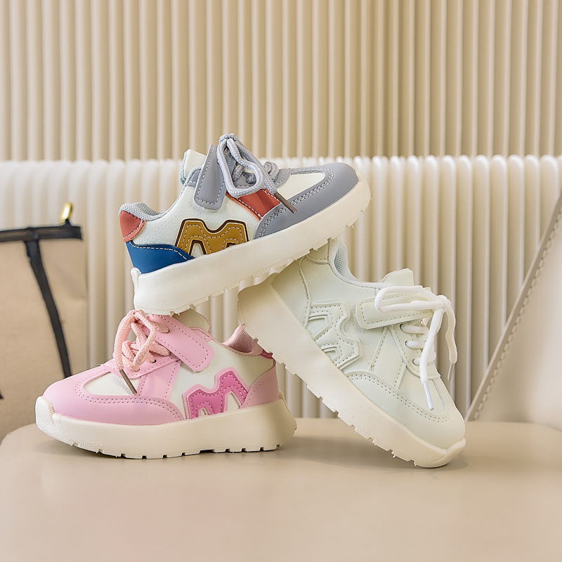 Zapatos deportivos para niños 2026 primavera nuevos zapatos casuales para niños zapatos para niñas jardín de infantes zapatos para bebés