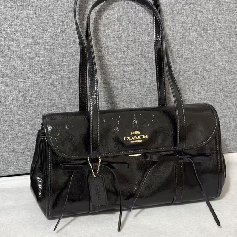 Coach's New C Brand Women's Bag Birdget Bowling Tote Bag Shoulder Underarm Bag Bowknot Baguette Bag