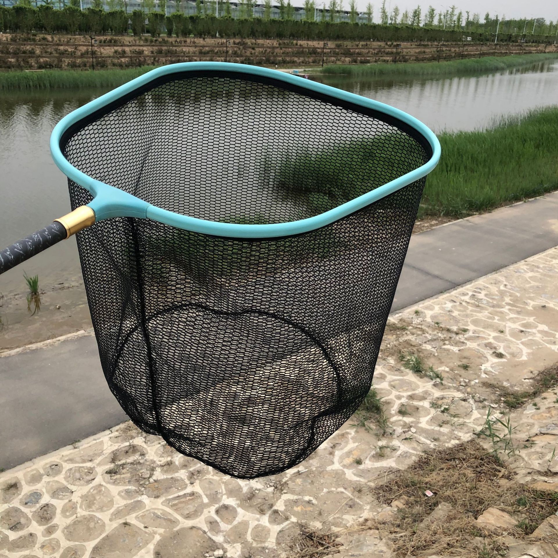 Fan-shaped large object ordinary mesh head blue circle