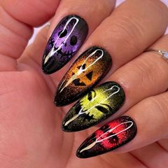 WM-267 かわいいゴーストフェイスアーモンドフェイクネイルハロウィンカラー蛍光ゴーストクールウェアラブルネイル卸売