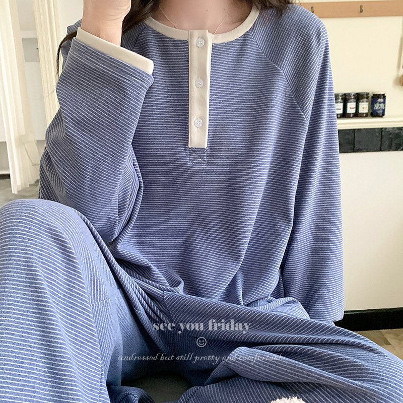 De Rong Round-Neck Faux Two-Piece Striped Long-Sleeve Long-Pants Pajamas, Warm and Loose-Fitting, Korean Style, Suitable for Autumn and Winter 2025, Can Be Worn Outside, for Women