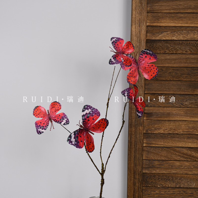 둥근 나비-빨간색-YX