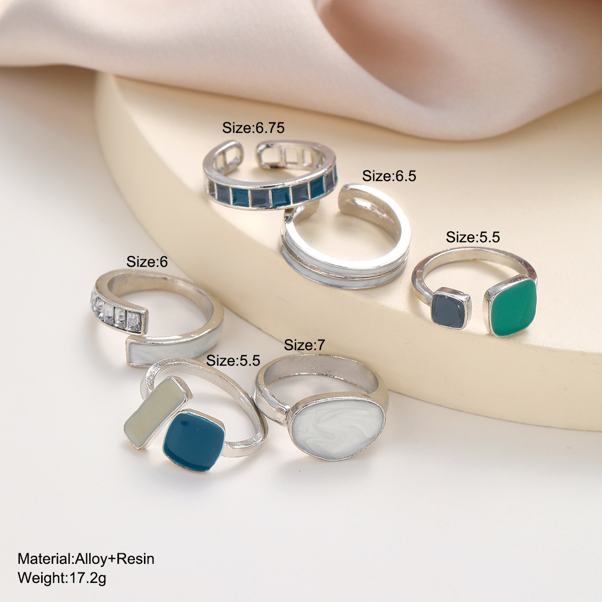 Emerald Ring For Women Minimalist Adjustable Designer Ring_voghion.com