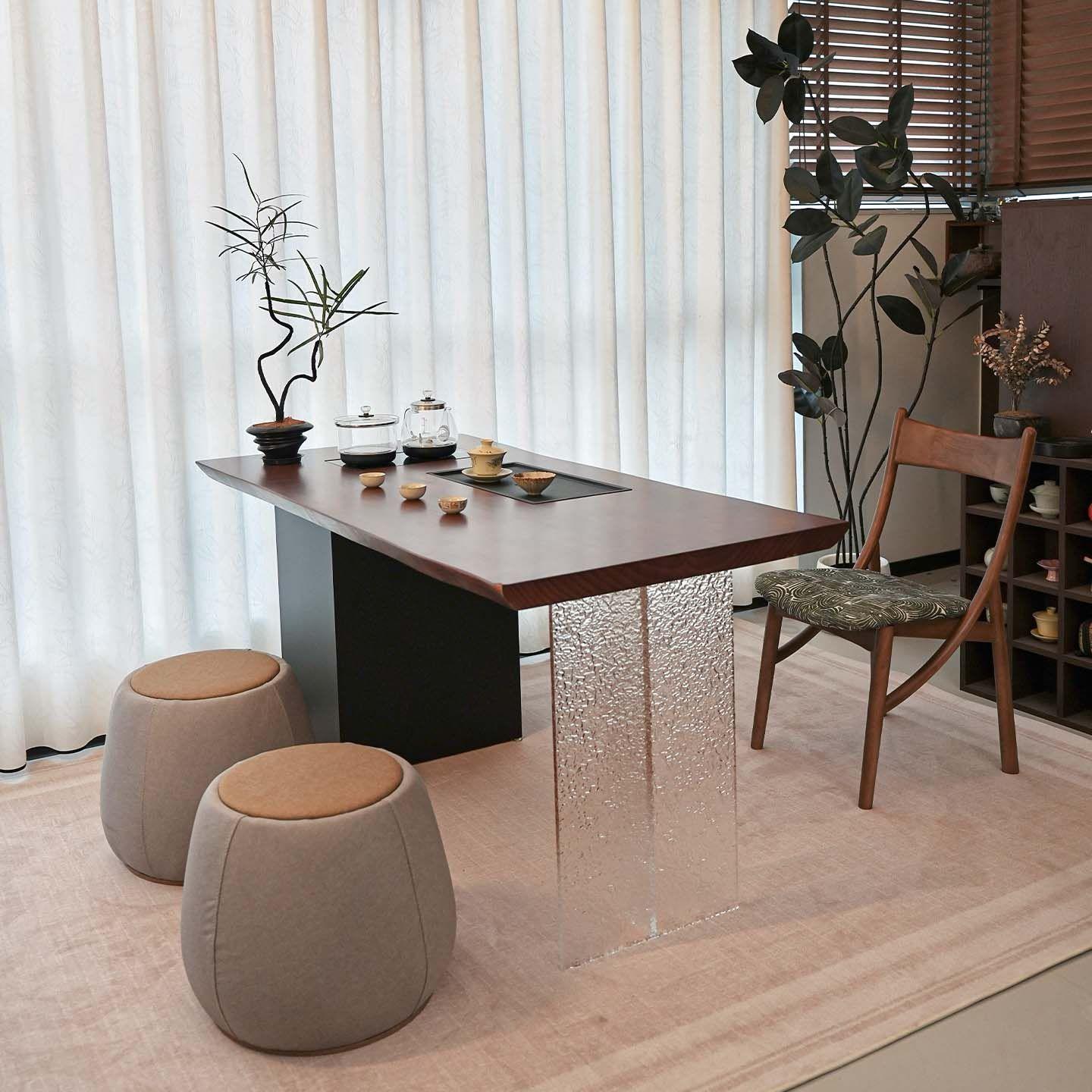 Solid wood balcony tea table and chair set, small size, 2026 new model, high-end home use, solid wood tea table, reception tea table