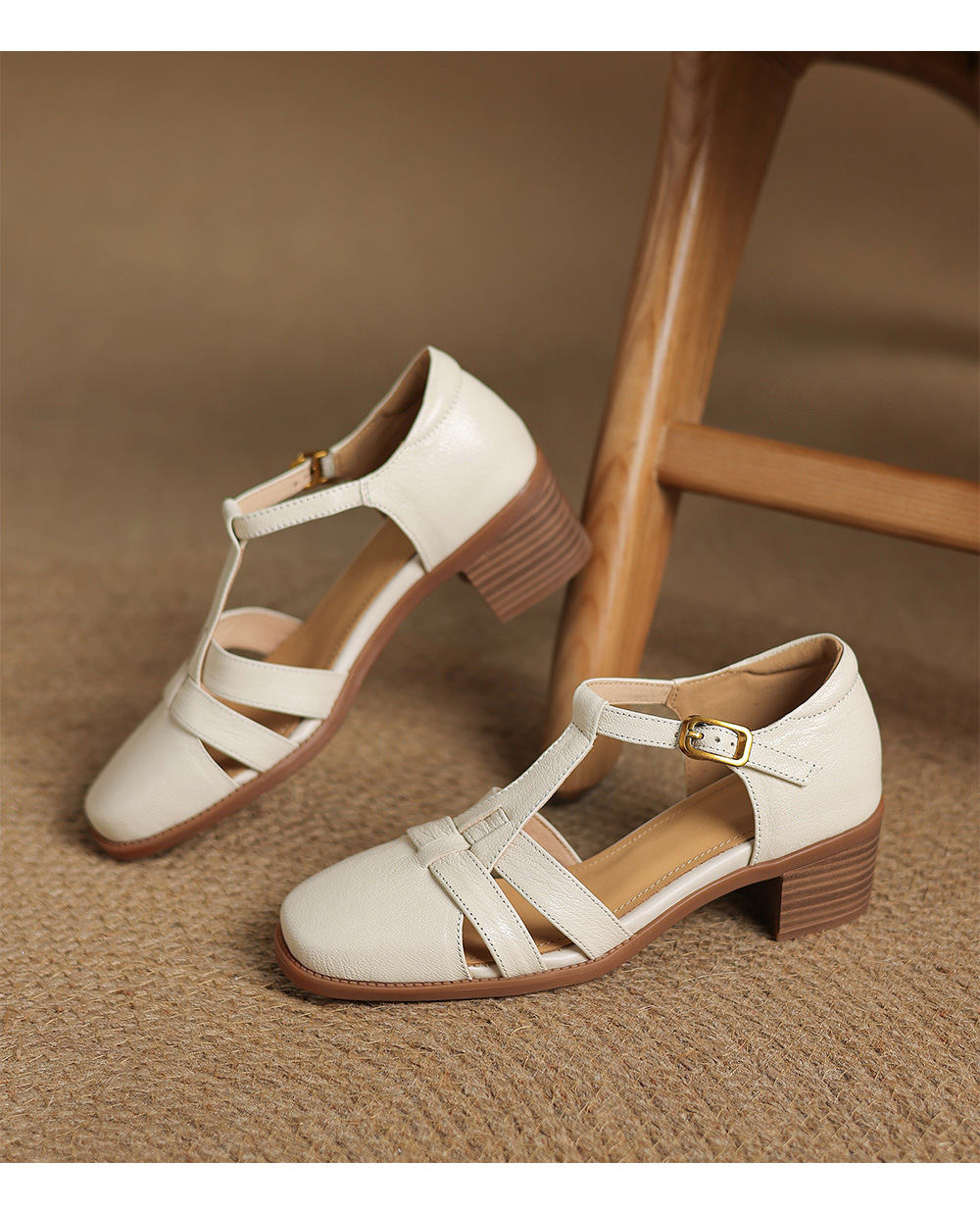 Sandal nữ quai ngang da cừu kiểu La Mã đế dày khoét lỗ dệt — Màu trắng nhạt chi tiết 15