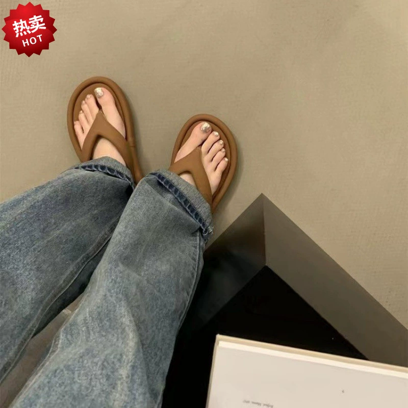 Новые DIY аксессуары пляжные ins взрывной мультфильм милые туфли с толстым дном, дикие двойные холодные тапочки оптом летом