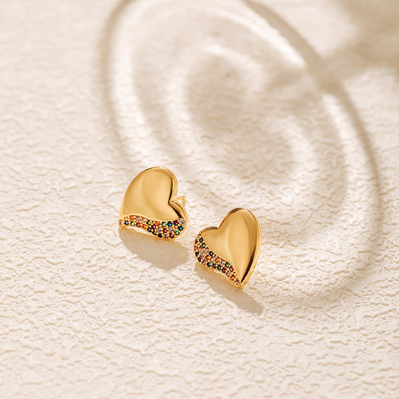 Copper Material Heart Shape Pattern Women's Gender 1 Pair Sweet Heart Shape Inlay Copper Zircon 18K Gold Plated Ear Studs
