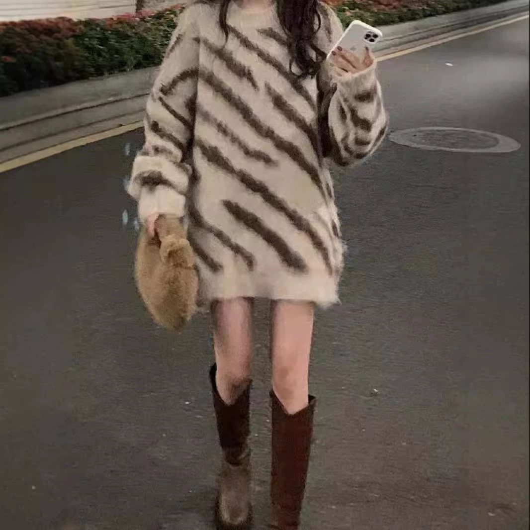 Knitted sweater, demi-season zebra, oversize
