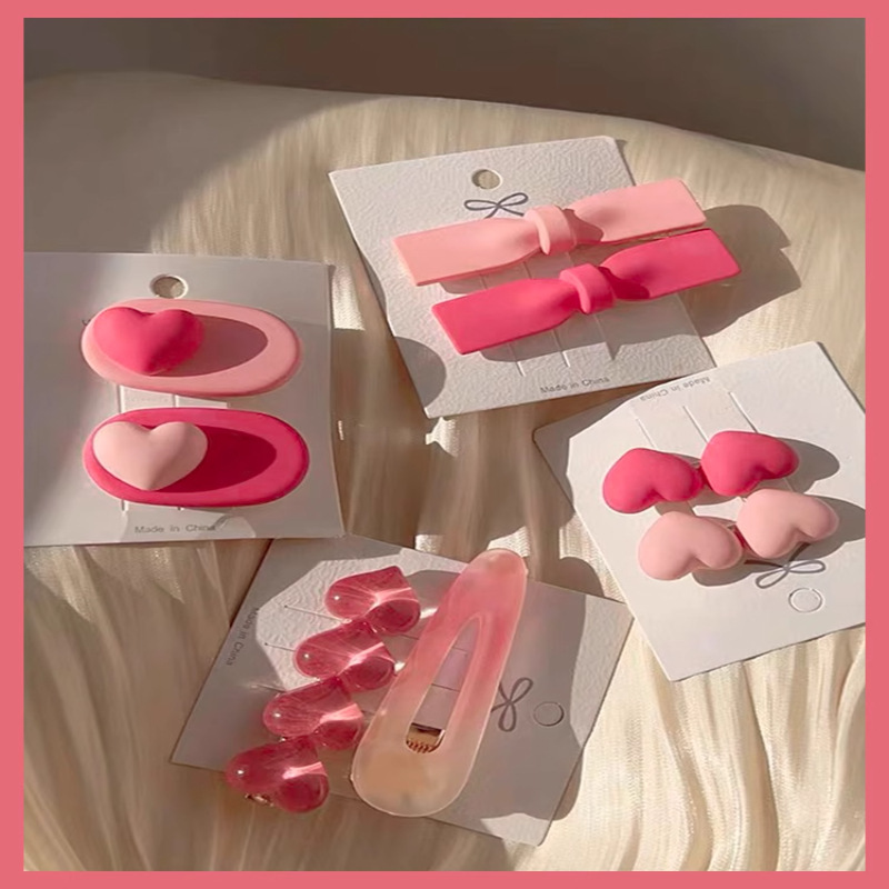 Pin de pelo de verano de dopamina rosa de alto nivel de sensación de frangeo un clip de pelo de frente acabado de pelo de broche adorable adornamiento para el pelo