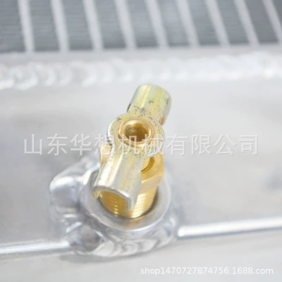 suitable for Toyota Land – car radiator