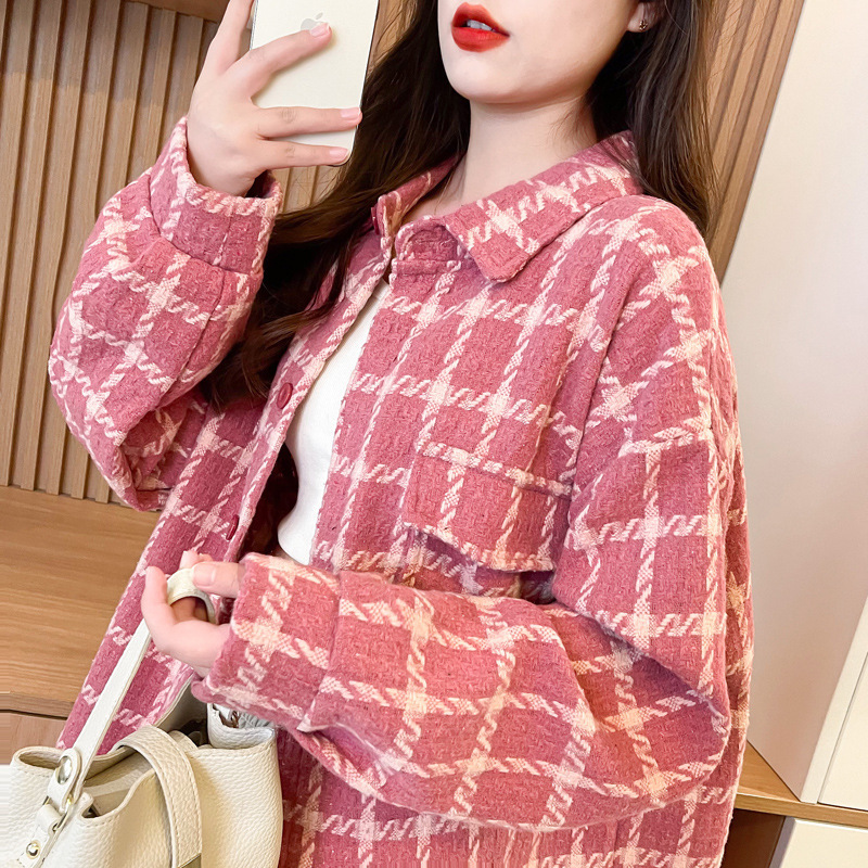 怠惰な風が厚くて毛を磨いている大きいサイズの格子のシャツのコートの女性の春秋の新型のゆったりしているカジュアルなデザイン感の上着の潮|undefined