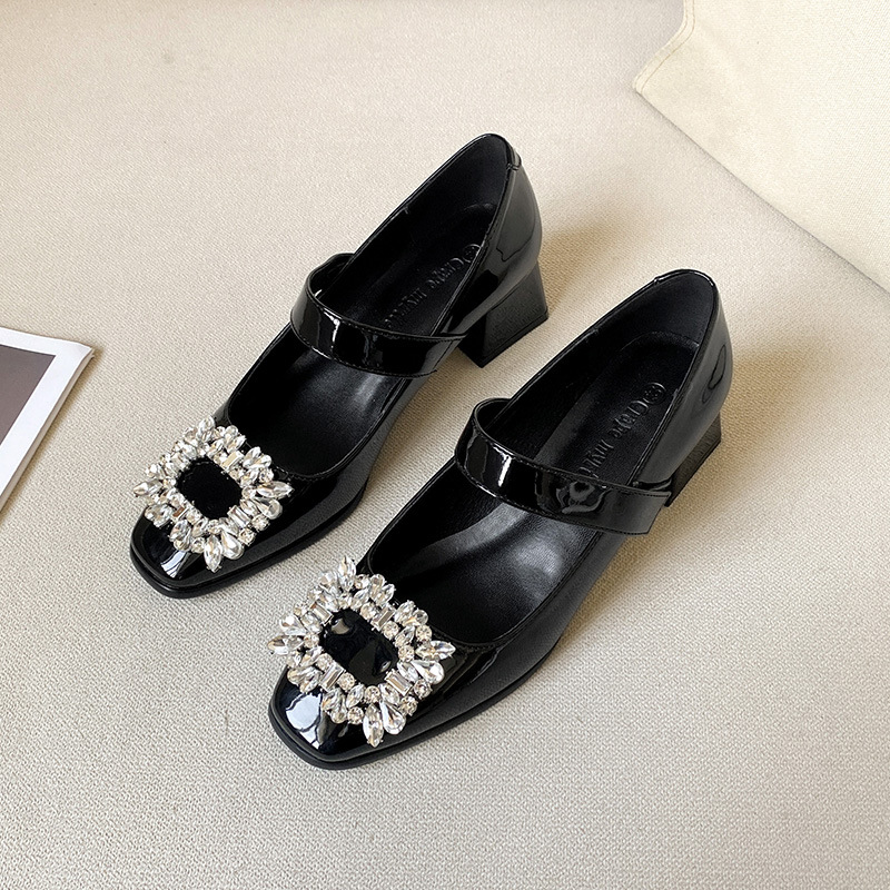 Nuevos y elegantes zapatos planos Mary Jane de charol con punta cuadrada y hebilla de diamantes de imitación para mujer 738-2, tacón medio grueso.