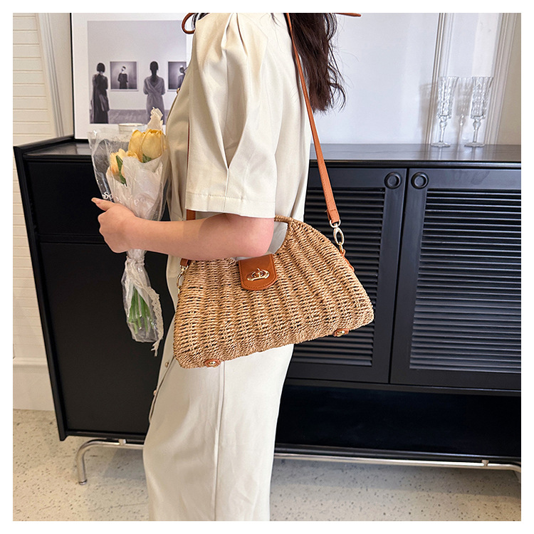 Women's Small Summer Straw Vacation Straw Bag display picture 1