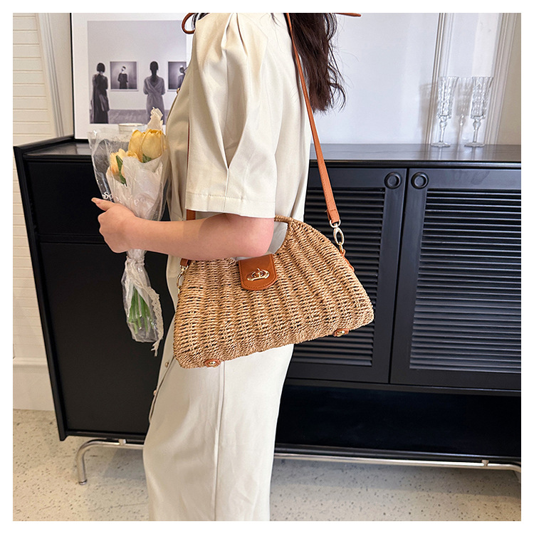 1008g Weight Polyester Cotton Lining Material Women'S Small Straw Solid Color Vacation Lock Clasp Straw Bag