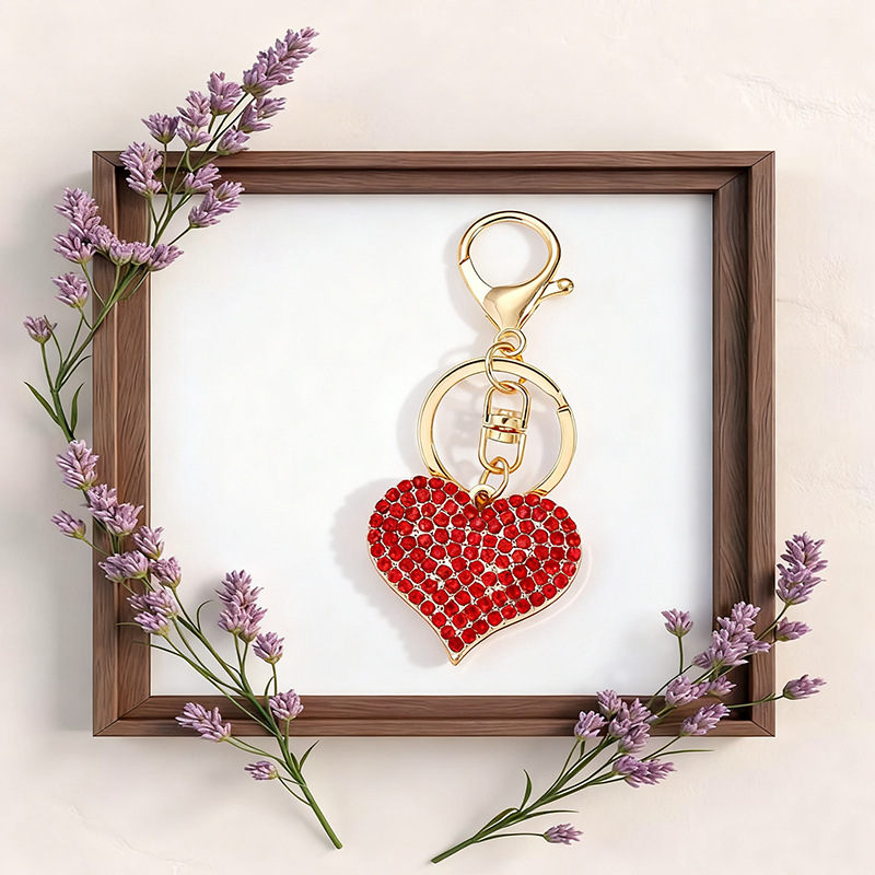 Transfronterizo nuevo diamante amor amor colgante moda universal hermoso pequeño regalo llavero bolso colgante personalizado