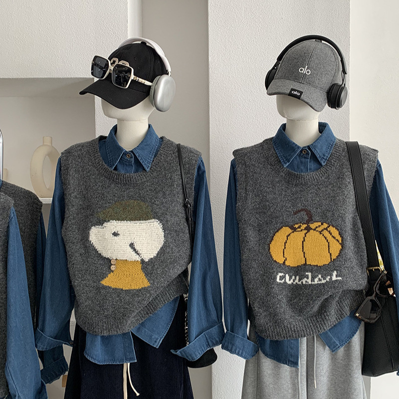 Omalai Retro Hong Kong Style Fashionable Lapel Long-Sleeved Denim Shirt Layered with Knitted Vest Two-Piece Set for Women 6056 Omalai Retro Hong Kong Style Fashionable Lapel Long-Sleeved Denim Shirt Layered with Knitted Vest Two-Piece Set for Women 6056