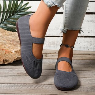 �羳��a2025�¿�ƽ�׿������Ь��ɫ���Q���e����һ�_�ņ�ЬŮ