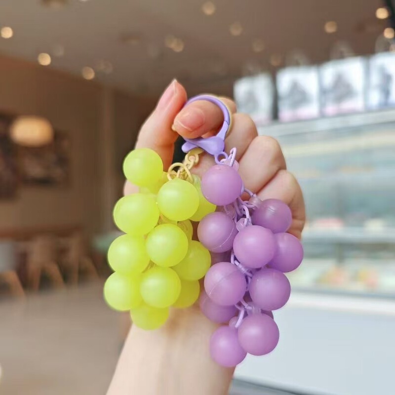 クリエイティブローズブドウビーズペンダントキーホルダーアクセサリー学生バッグ装飾キーデコレーションペンダントインターネット有名人バッチ|undefined