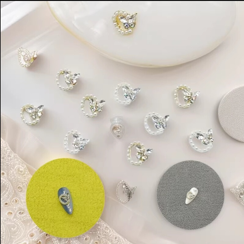 2022 new nail alloy butterfly jewelry light luxury special-shaped diamond Pearl Rhinestone nail decoration stickers metal jewelry 2022 new nail alloy butterfly jewelry light luxury special-shaped diamond Pearl Rhinestone nail decoration stickers metal jewelry