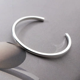 耳钉;戒指;项链