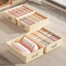 ���]����ѝ�ռ{���m���ռ{��������������һ���w������