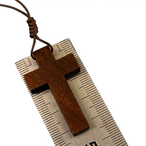European and American Best-Selling Wooden Cross Pendant Necklace, Simple and Fashionable, Versatile Cross Necklace, Sweater Chain