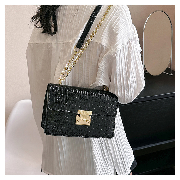 Shoulder Bag Women's Stylish Stone Pattern Chain Messenger Bag_voghion.com
