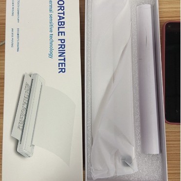 A4 프린터에는 흰색이 기본으로 제공됩니다(인쇄 용지 20매 포함).