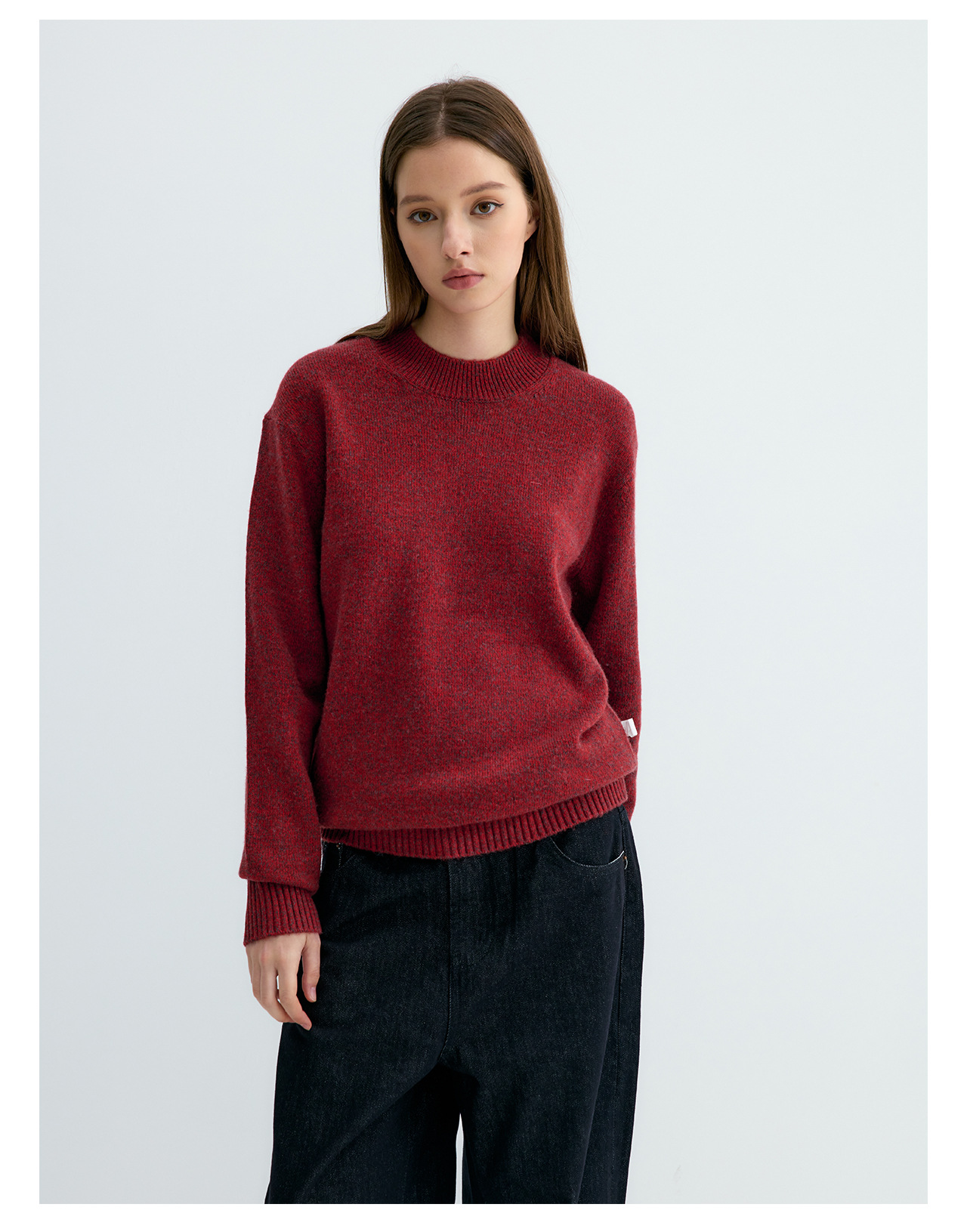UNF 430g Snowflake Crewneck Wool Sweater