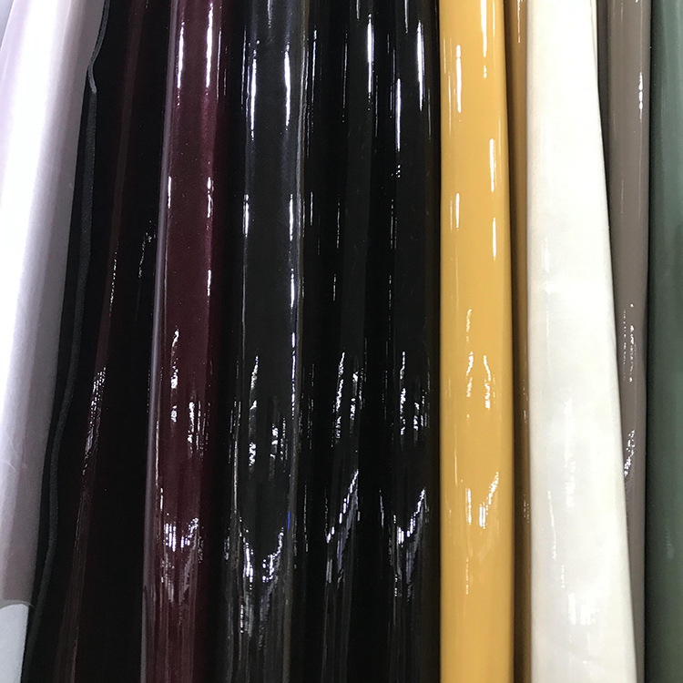 厂家供应马毛皮革头层牛皮皮毛一体 牛皮漆皮镜面皮料多色可选