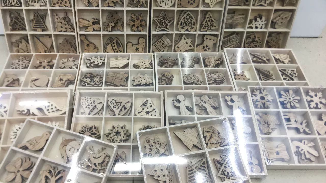 Новые 2021 рождественские праздничные украшения Ретро креативные Мультяшные деревянные детали в деревянной коробке DIY